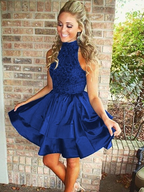 Vestido corto/mini sin mangas con escote alto de satén y corte A con cuentas